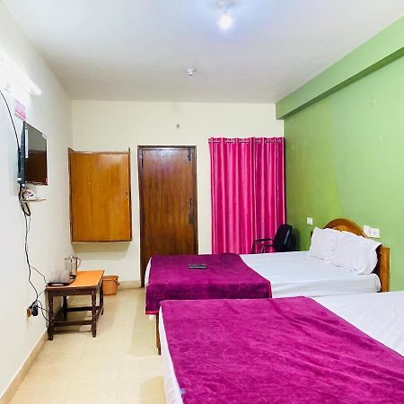 Hotel Nakshatra Ooty Eksteriør billede