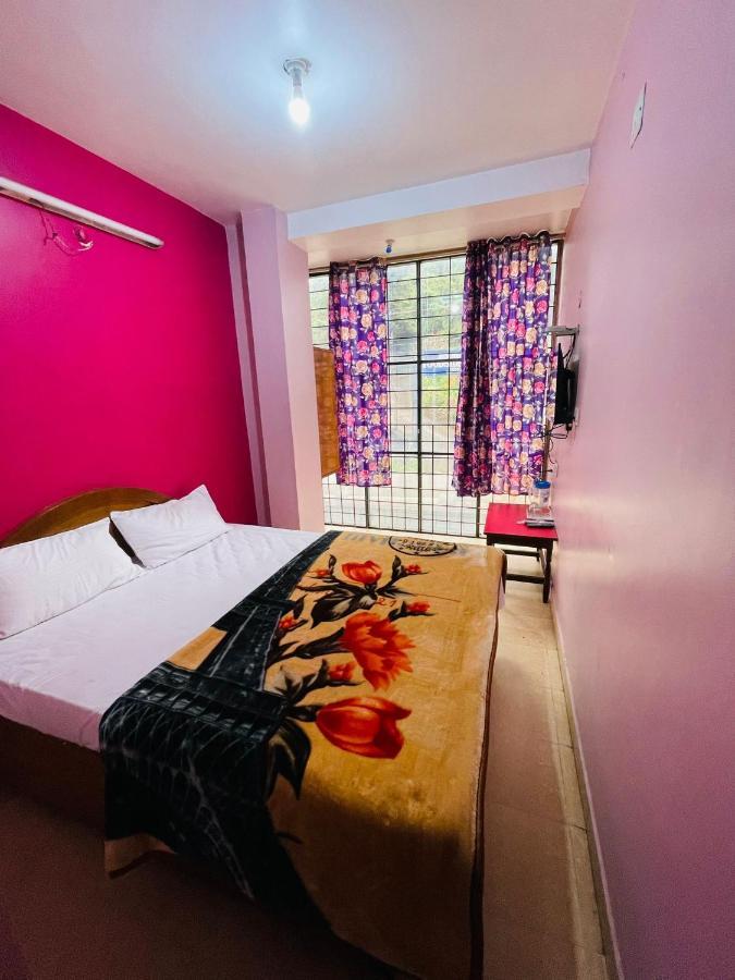 Hotel Nakshatra Ooty Eksteriør billede