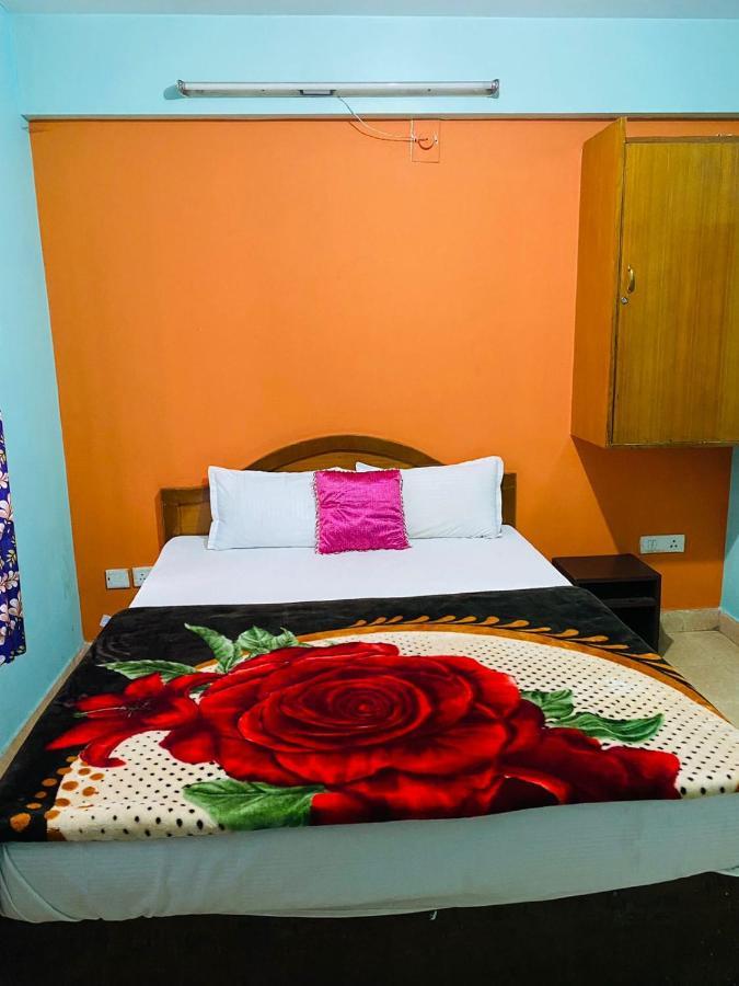 Hotel Nakshatra Ooty Eksteriør billede