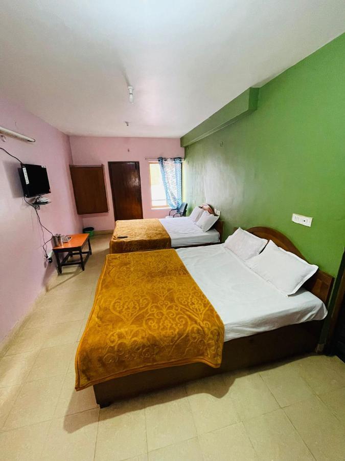 Hotel Nakshatra Ooty Eksteriør billede