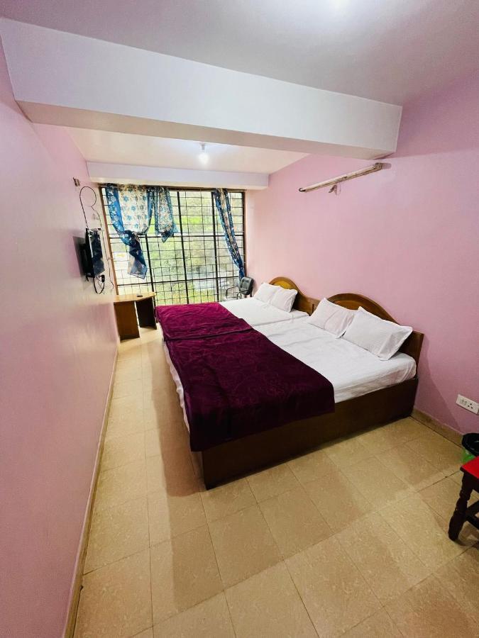 Hotel Nakshatra Ooty Eksteriør billede