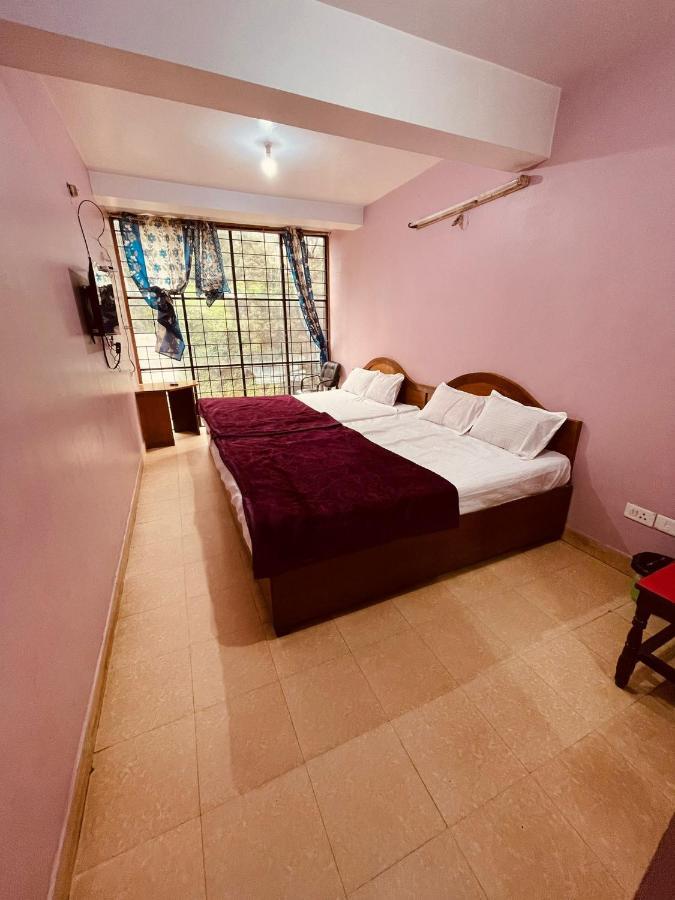 Hotel Nakshatra Ooty Eksteriør billede