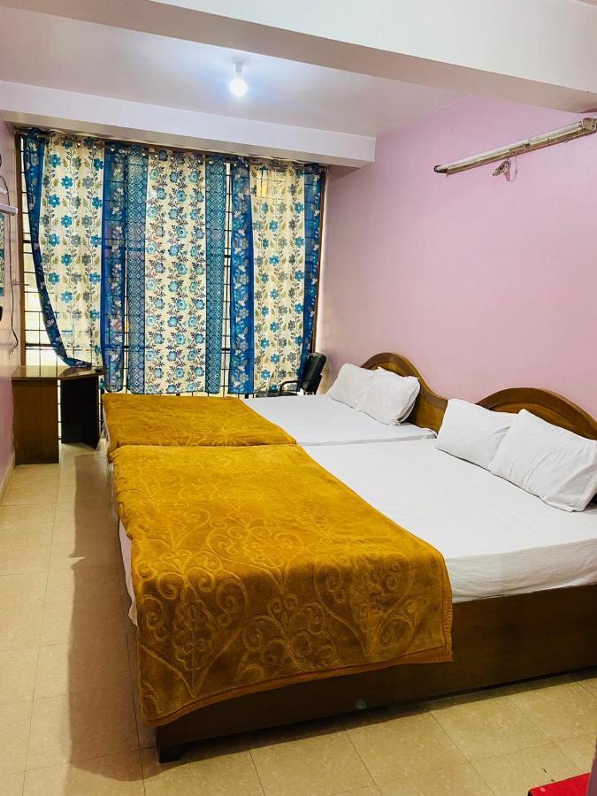 Hotel Nakshatra Ooty Eksteriør billede