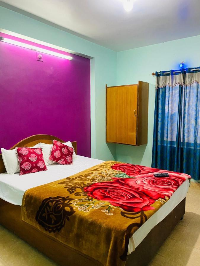 Hotel Nakshatra Ooty Eksteriør billede