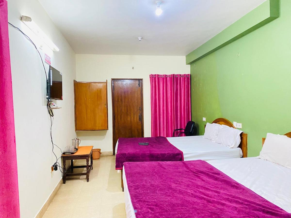 Hotel Nakshatra Ooty Eksteriør billede