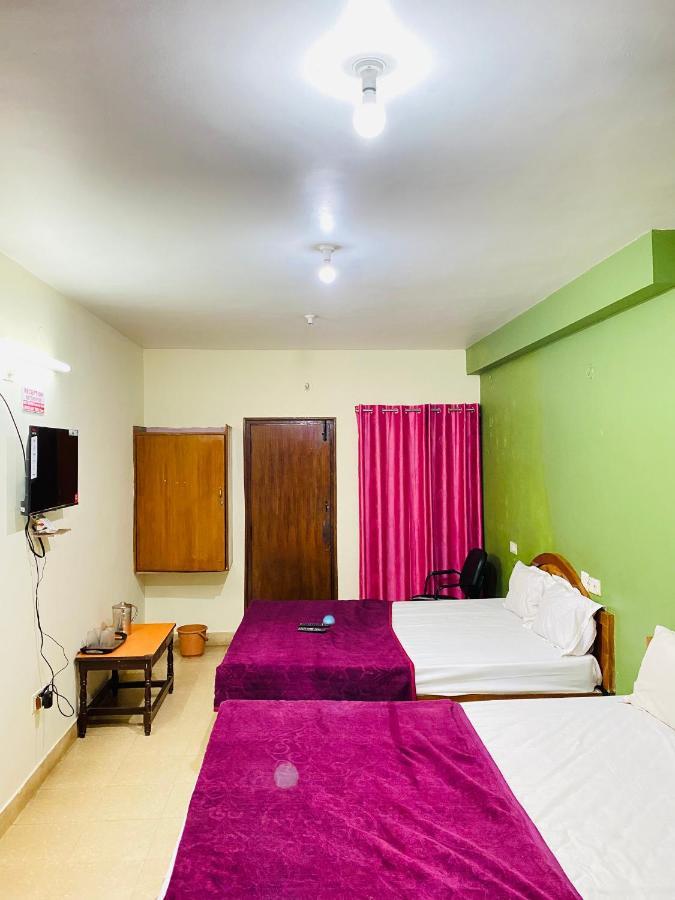 Hotel Nakshatra Ooty Eksteriør billede
